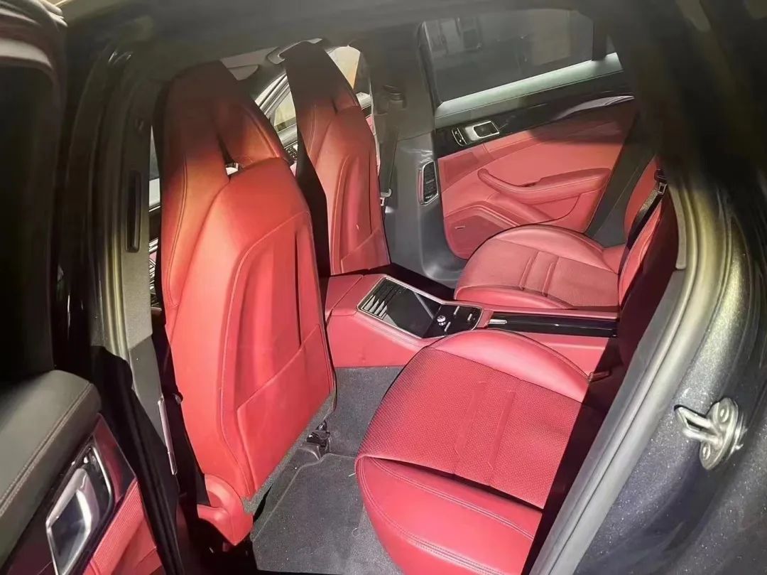 二手保时捷718敞篷跑车多少钱一辆,二手保时捷跑车要多少钱