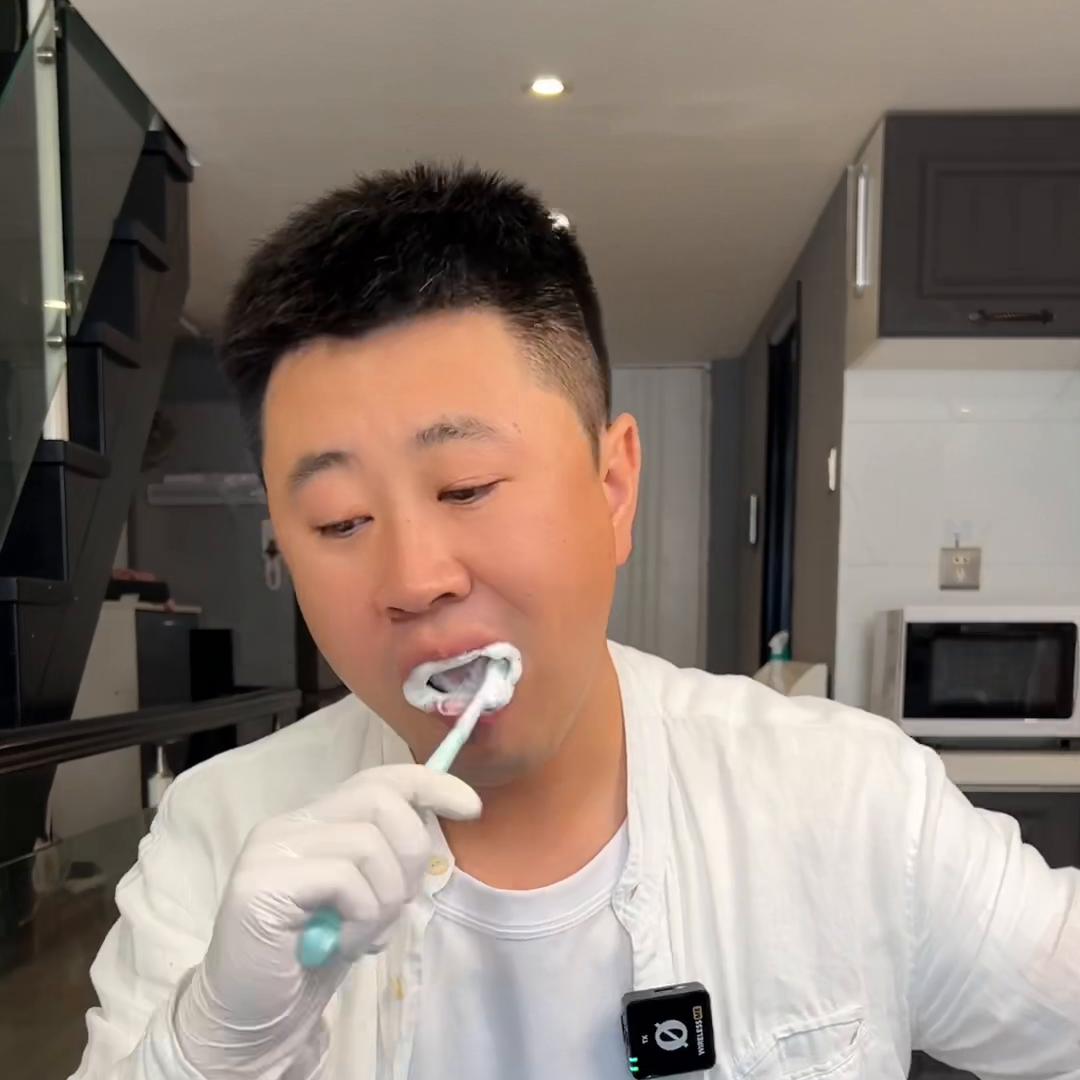 舒客牙膏氨基酸美白护龈,舒客亮齿白牙膏是国货吗