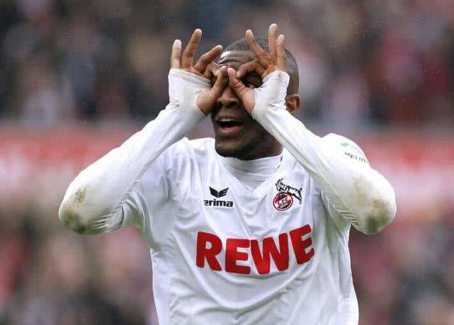 英超阿森纳3-1曼联c罗越位,五大联赛进球c罗和梅西