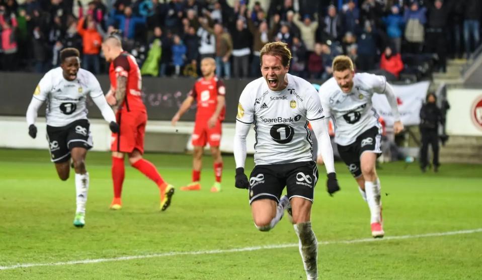 罗森博格新赛季,罗森博格vs克里斯蒂安松半全场