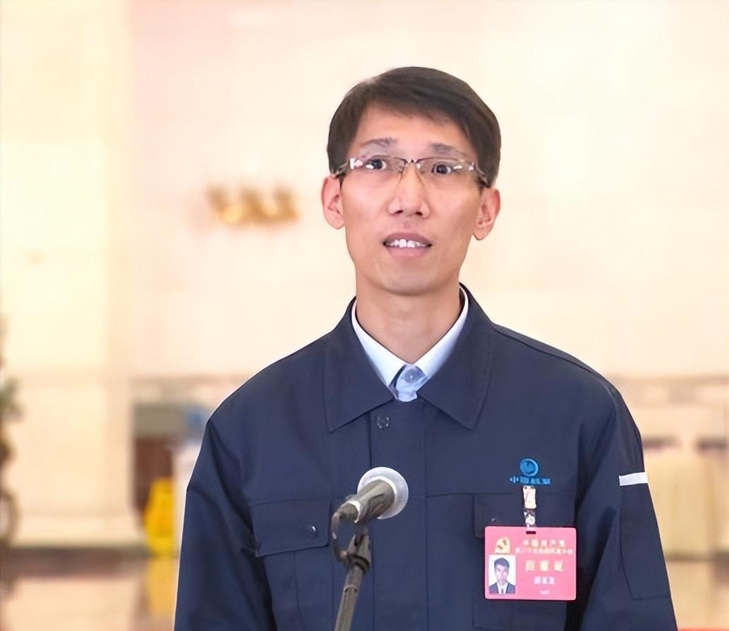 美国百万年薪挖走中国神童,美国高薪挖人才