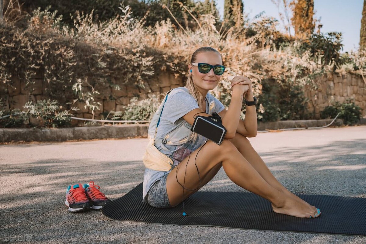 燃脂减肥增肌增壮训练计划,高效燃脂大体重健身动作