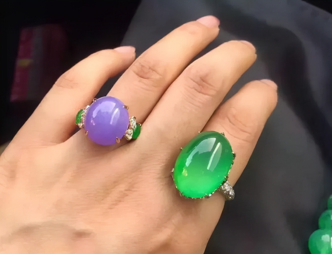 翡翠怎么一镶嵌价格秒增10倍,翡翠镶嵌如何估价得高一些