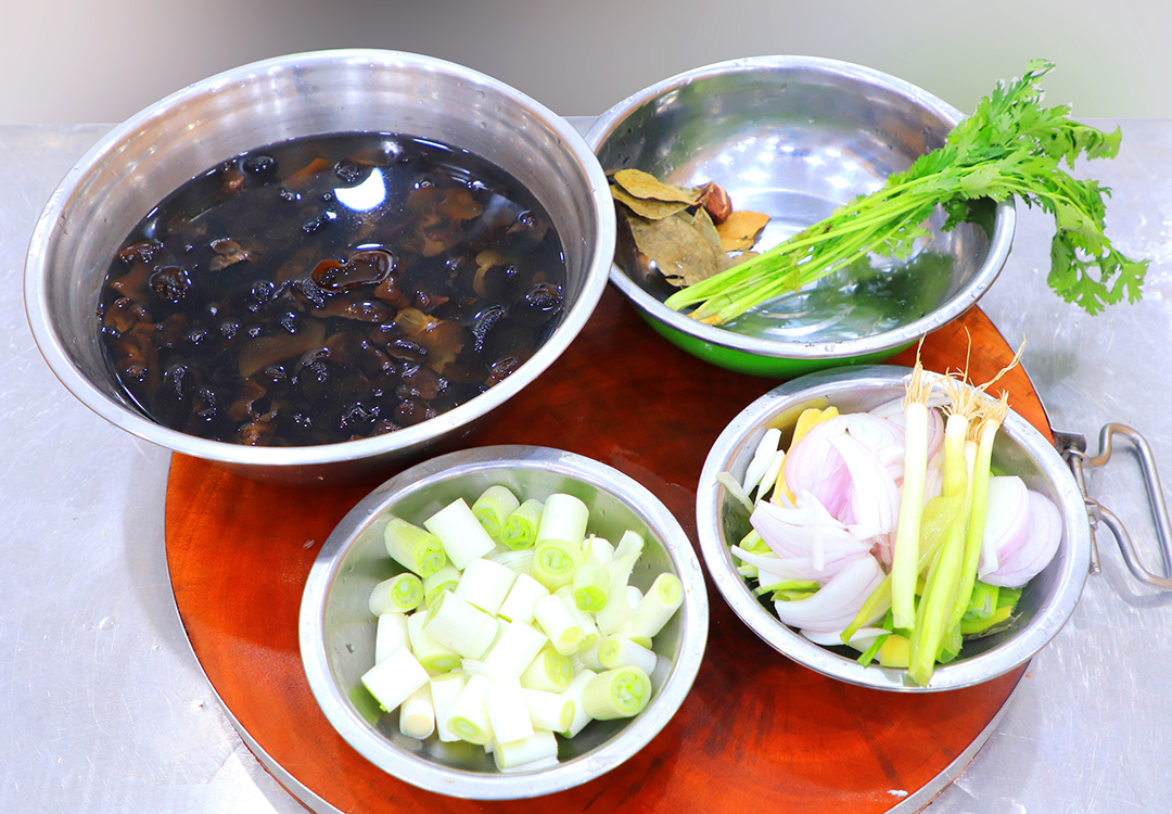 中老年补钙的食物有哪些,中老年人补钙吃这十种食物最有效