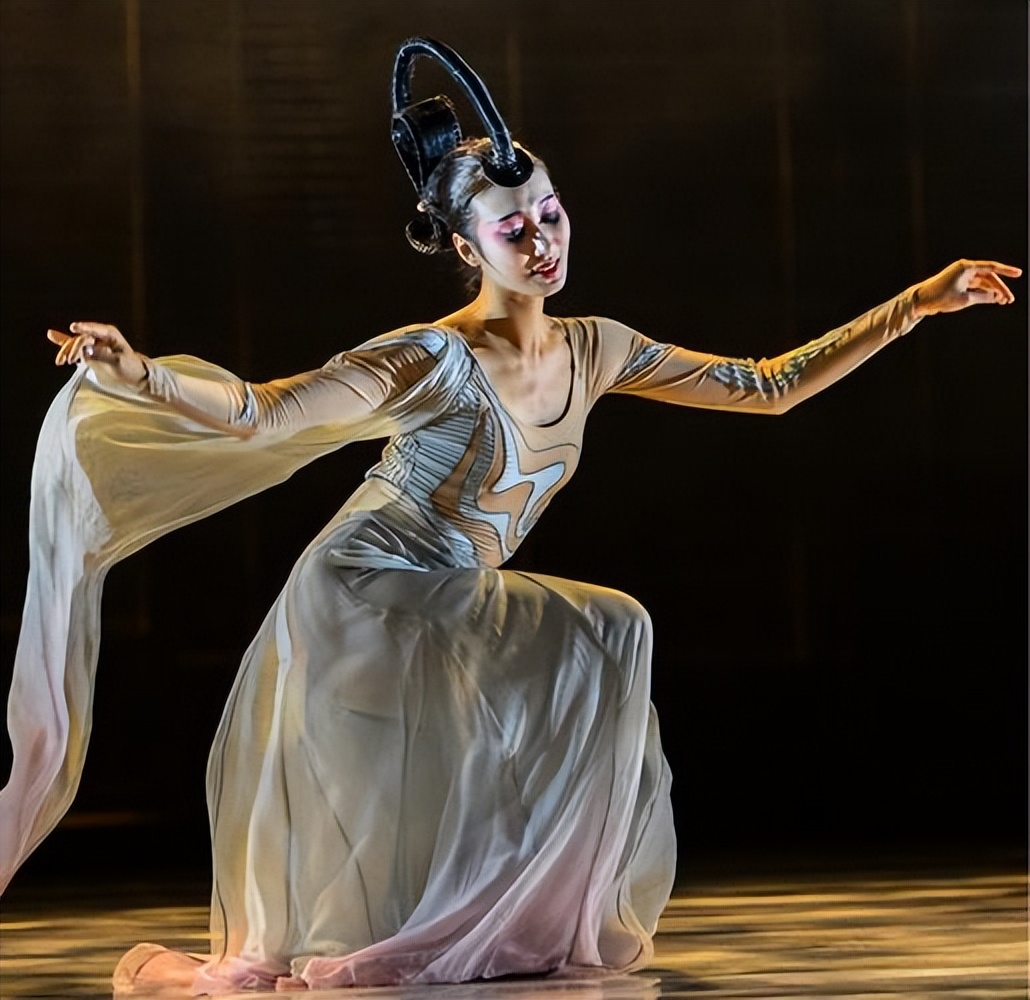 古代舞蹈和什么相通,中国传统舞蹈与中国古典舞