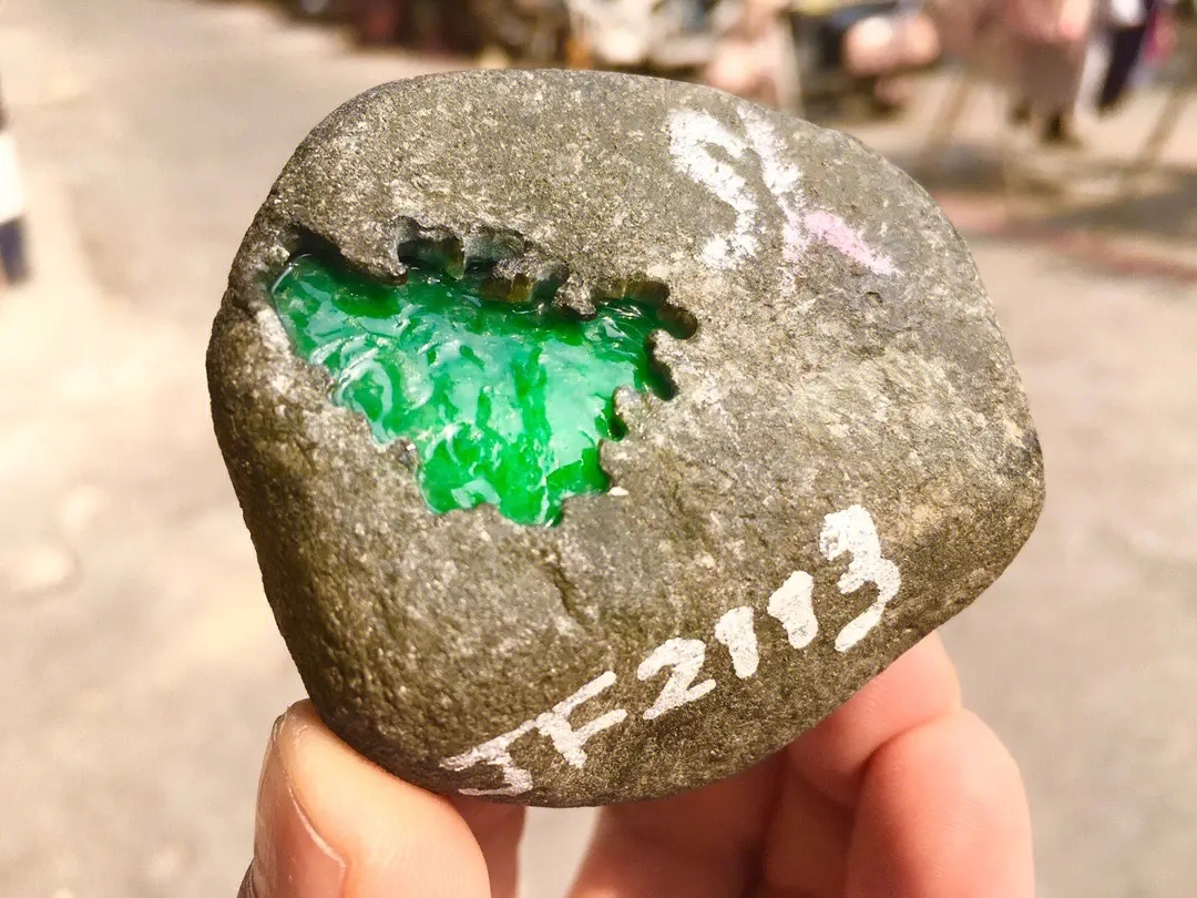 天猫卡诺辛蒂翡翠直播,卡诺辛蒂旗原石