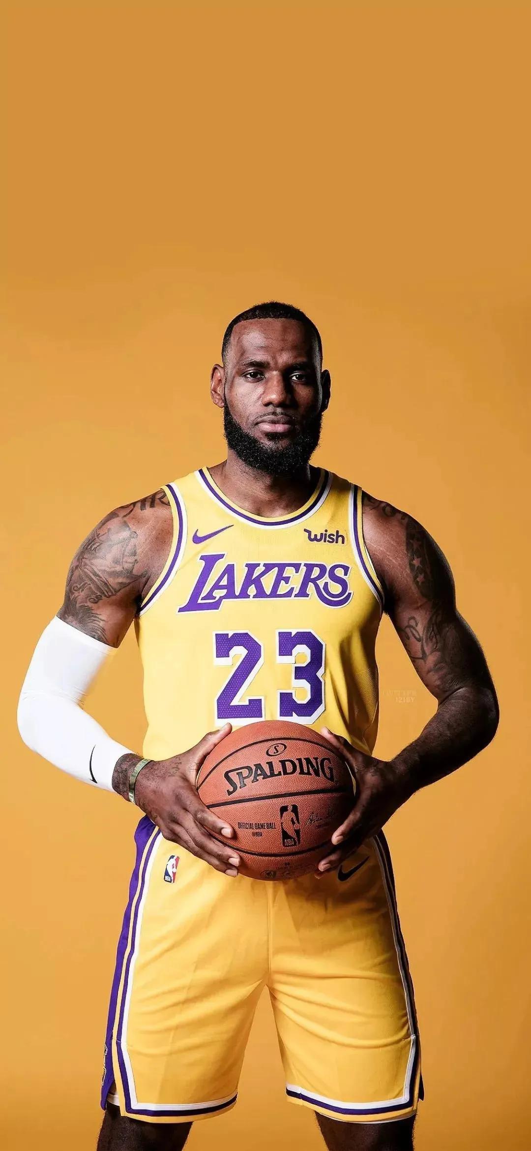 nba三双王威斯布鲁克纪录,nba三双王历史第一人威少