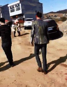 老婆包里发现的卡,老婆包里发现了啥