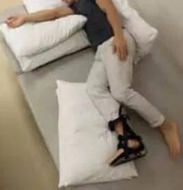 脚踝足内翻可以恢复吗,后天足内翻走路姿势