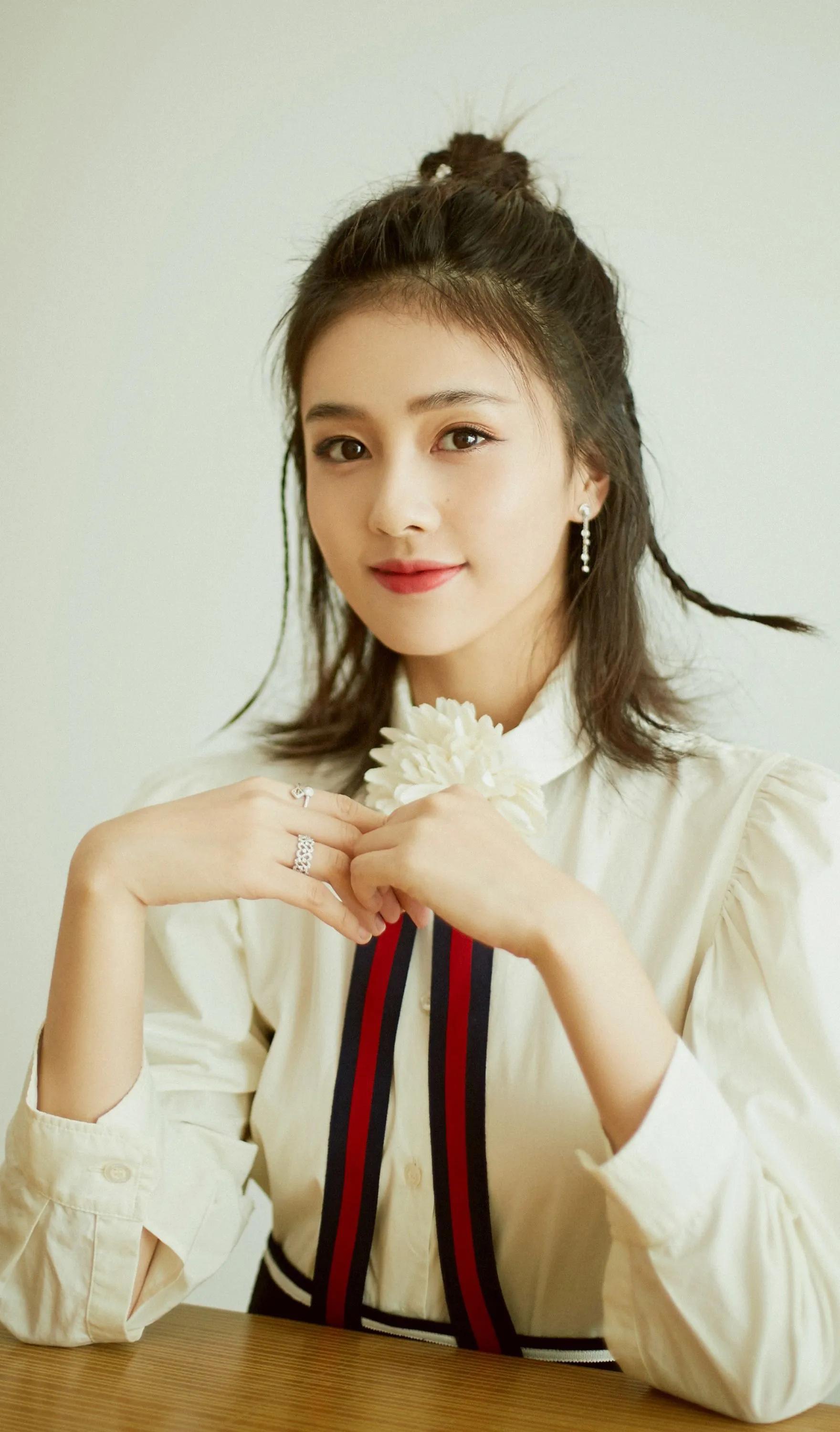 白鹿模特写真大全,白鹿以前是哪个网店的模特