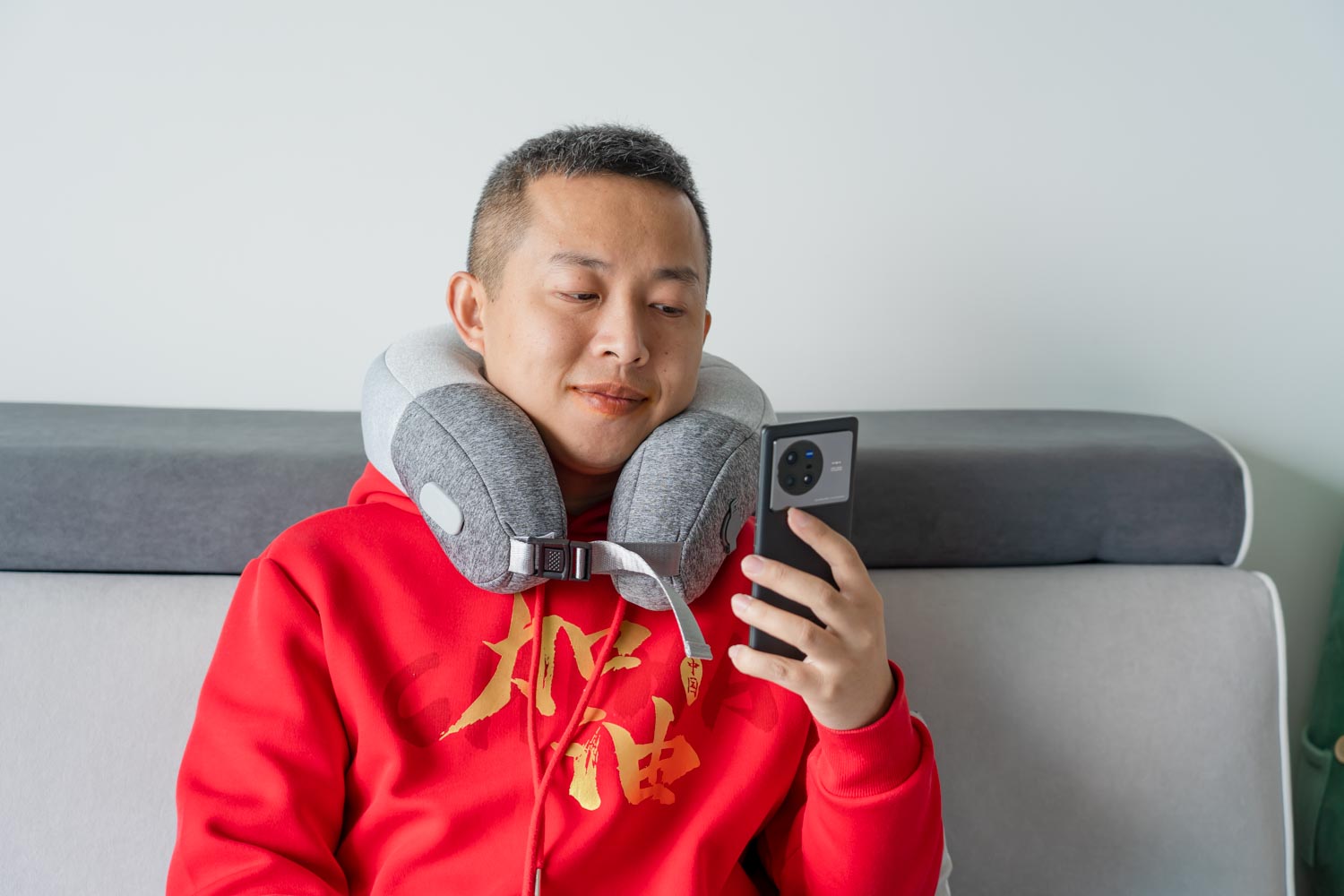 蓝宝肩颈按摩仪和skg哪个好用,肩颈椎按摩器测评