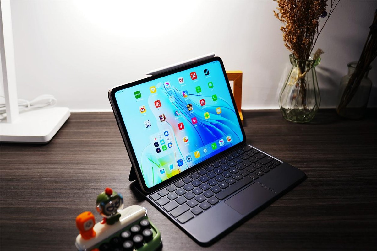 oppo平板手写体验,oppo平板智能触控键盘测评