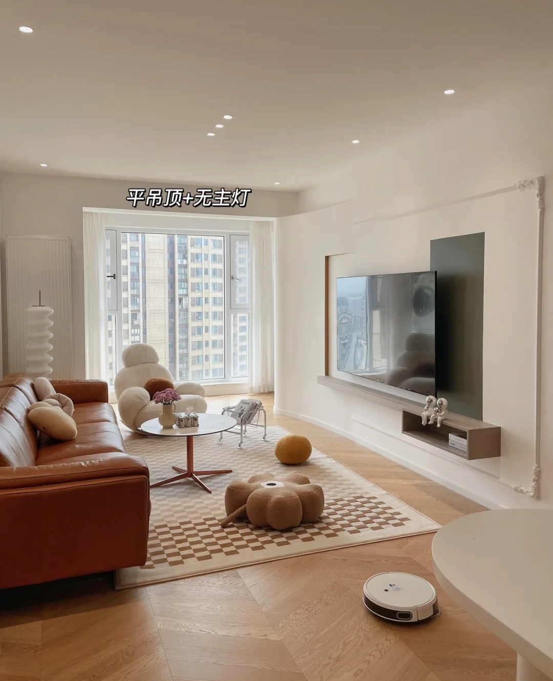 发现一户装修很精致的现代轻奢风,发现一户比较独特的中式风装修