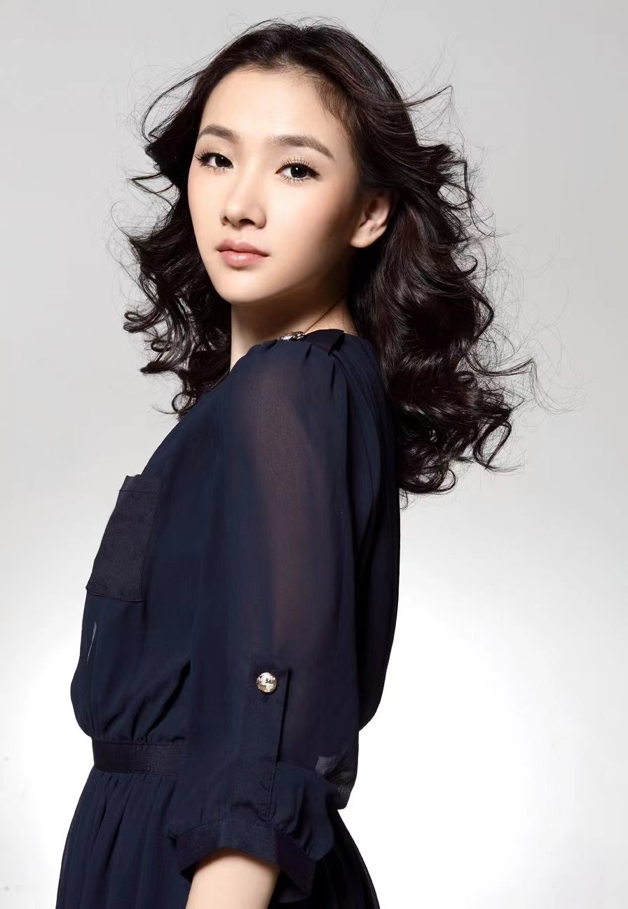 朱亚文和老婆沈佳妮的爱情,朱亚文深情表白沈佳妮