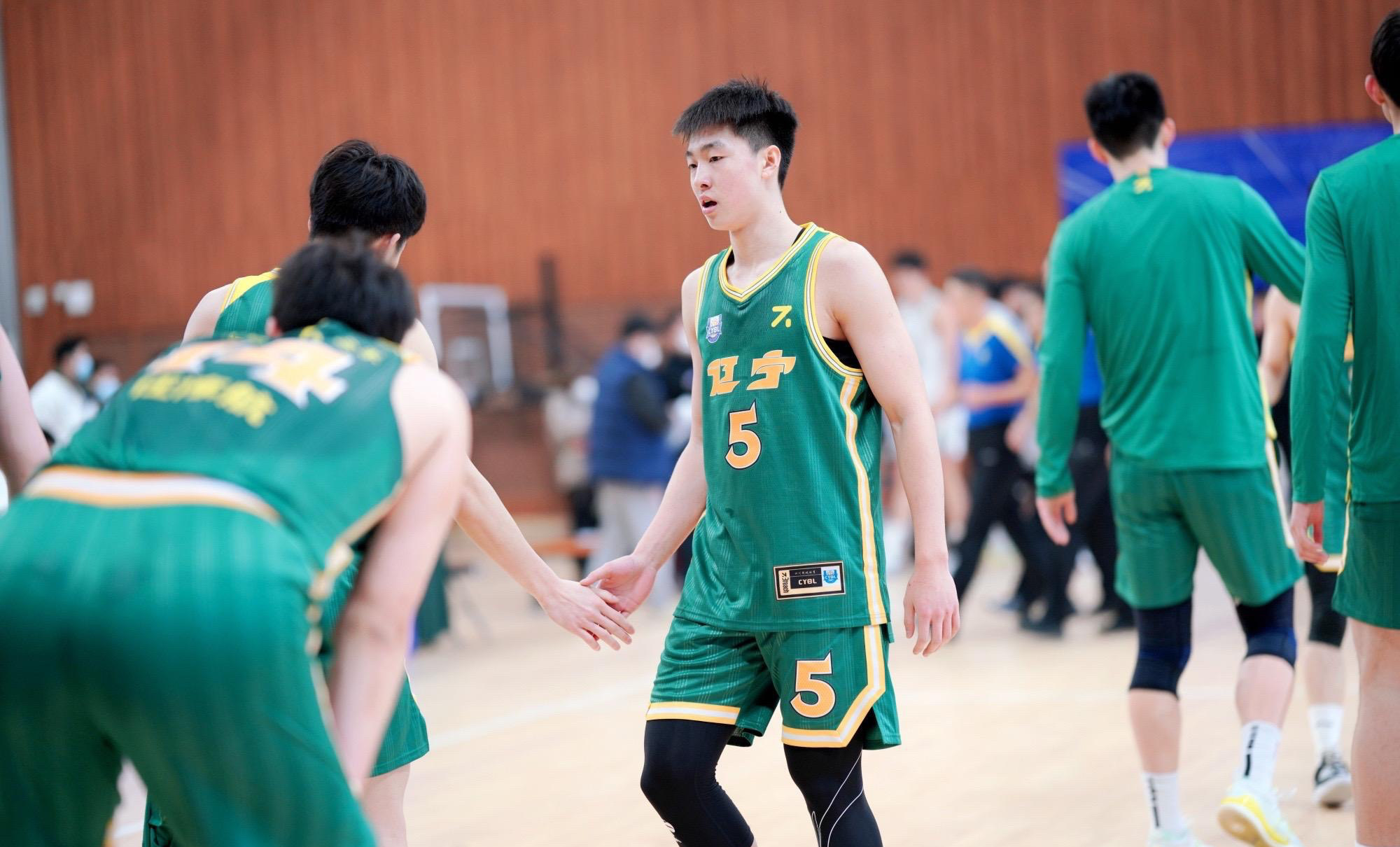 更新换代,辽宁提拔新双子星进一线队,模板赵继伟顶薪留给周琦?