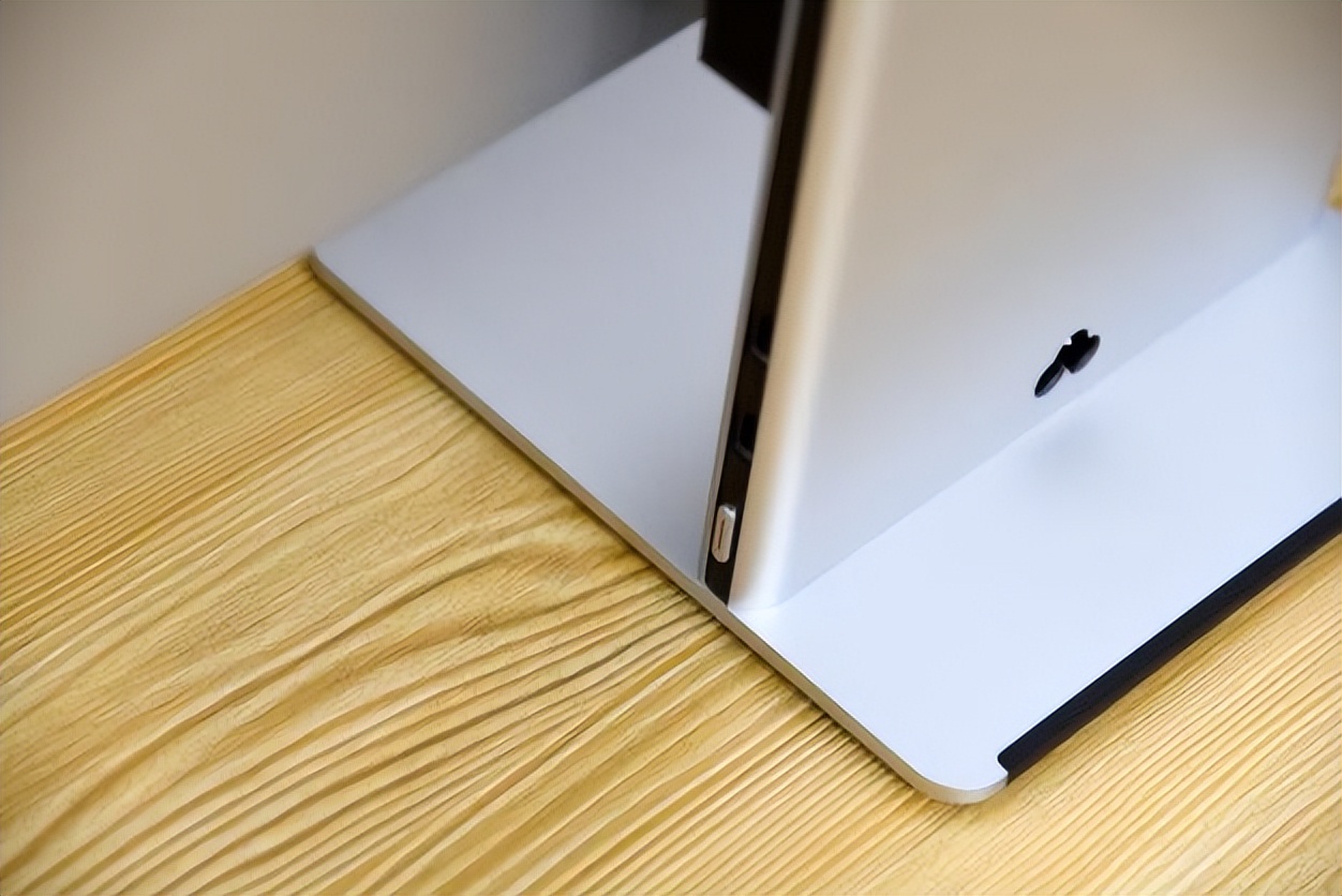 比imac更好的一体机,华为首款一体机matestationx屏幕