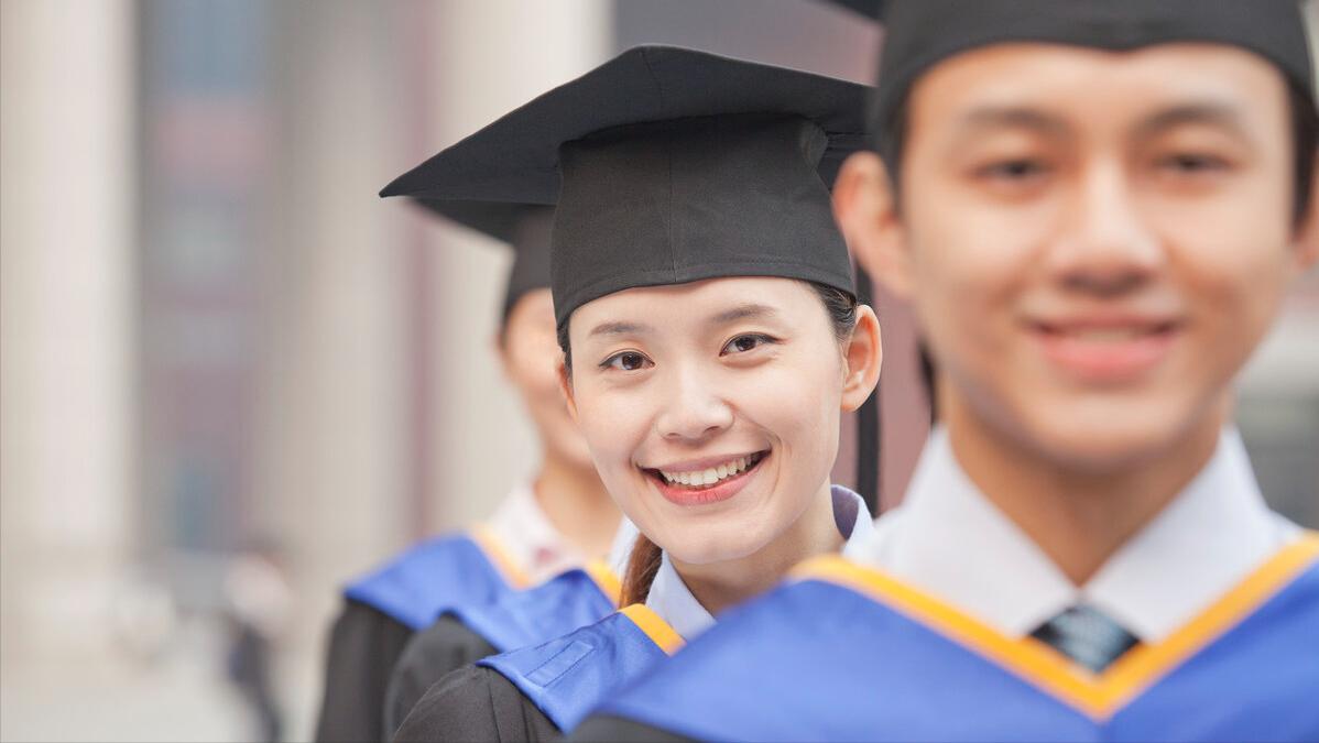 读完研究生还要读什么,研究生毕业30岁还值得去读吗