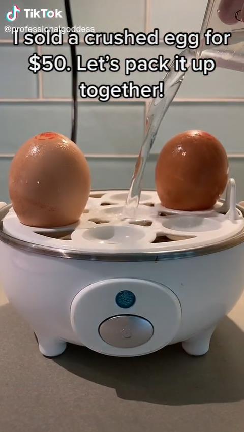 美国女子网售重口垃圾：灰尘脏水，指甲舌苔，真有人高价买？