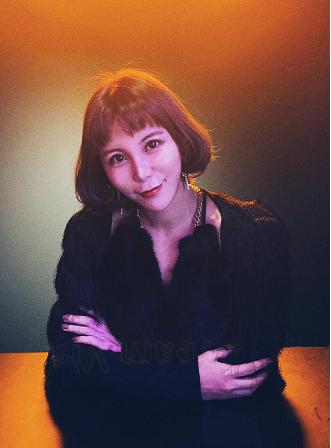 12年过去了，“宁坐宝马哭，不坐单车笑”的女孩，嫁入豪门了吗？