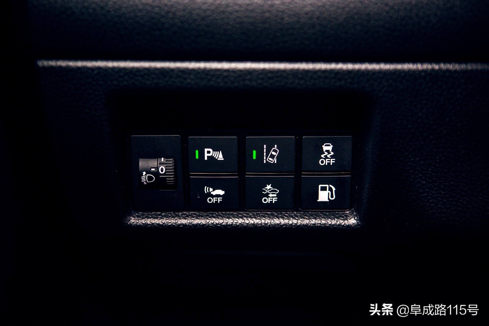 百公里3.4L车机更智能优惠1.5万的凌派锐·混动值不值得买