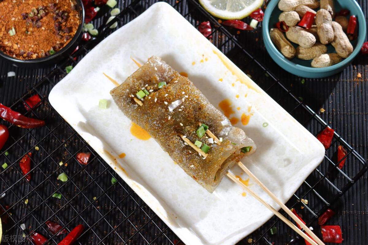 网红小姐姐吃网红最火的美食,吃货欧弟盘点网络网红美食