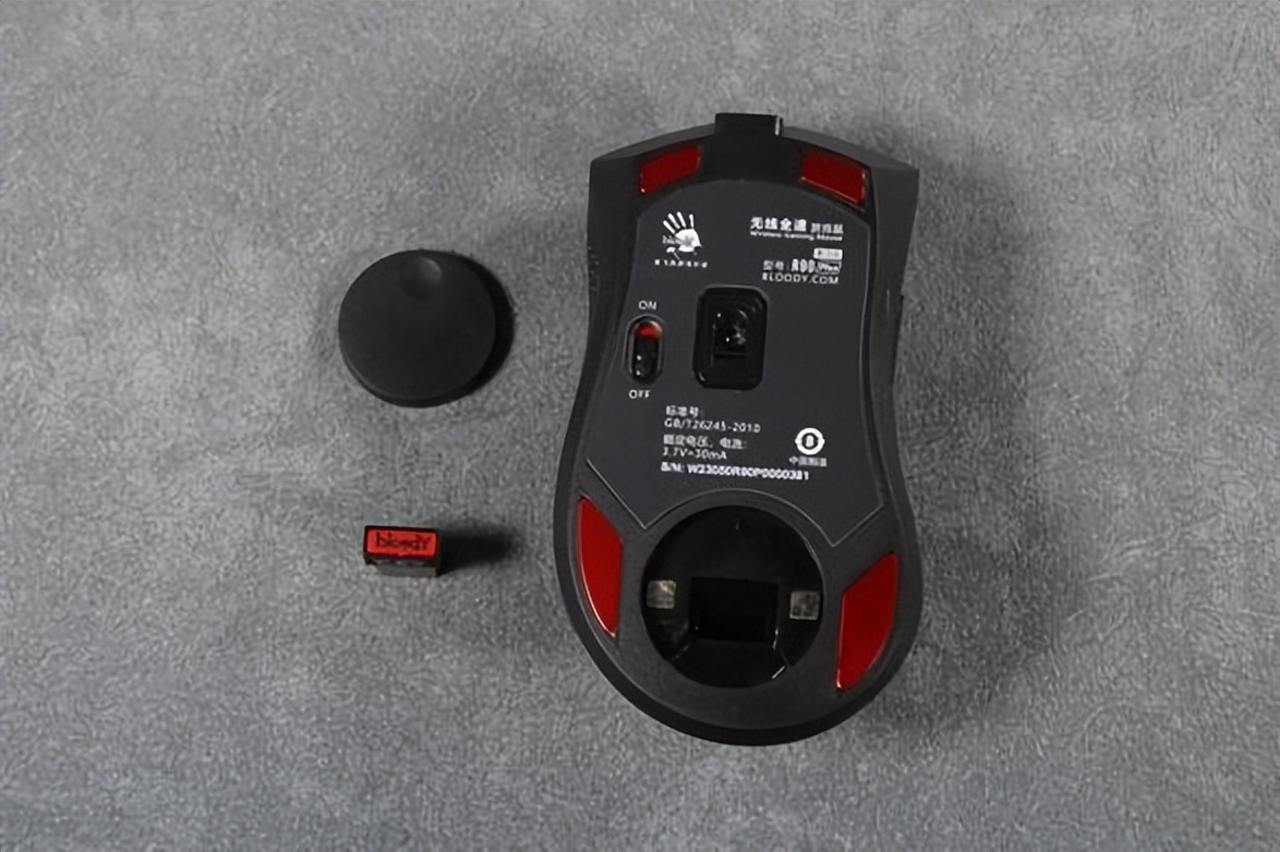 双飞燕血手幽灵r90plus鼠标,幽灵血手鼠标r90plus