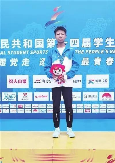 宁夏小将打破女子百米多项纪录,16岁百米马蕊原视频