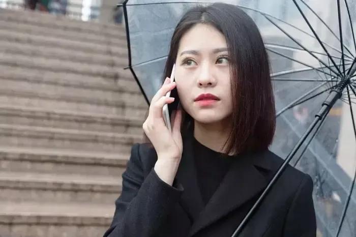 不懂事时父母的难处,有个不懂事的父母真的很难