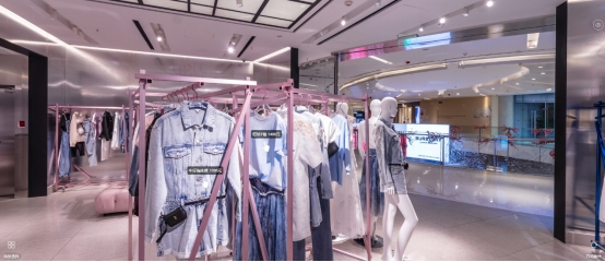 VR全景购物，赋能传统商超数字化升级！