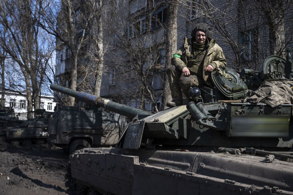 俄罗斯正规军为什么按兵不动,俄罗斯到底有没有动用正规军