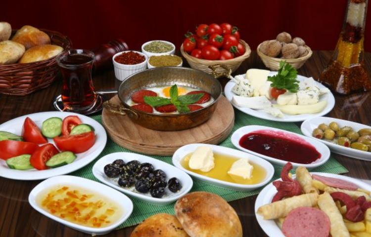 外国人感受中国的饮食文化,土耳其的美食文化讲解