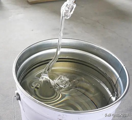 用于环氧树脂和氰酸酯共聚物的苯基膦酸铜的阻燃性和热性能