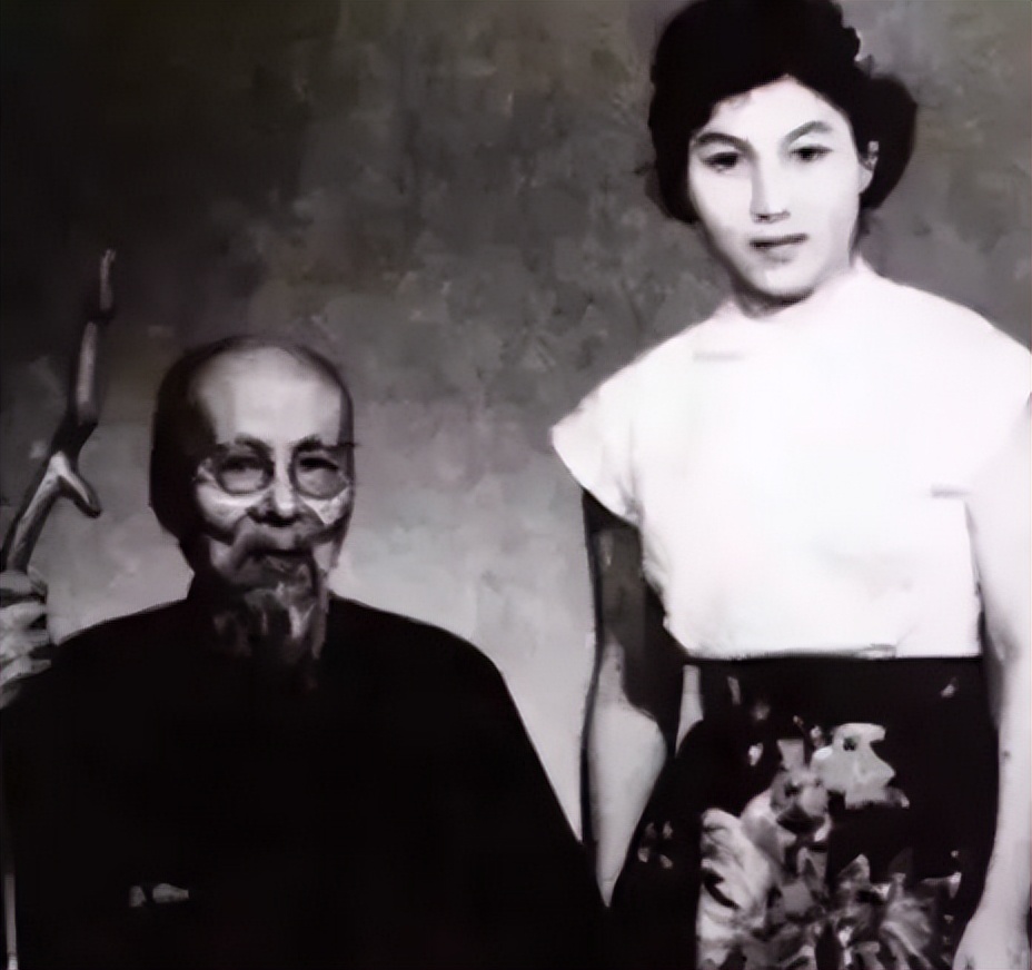 搞艺术的男人性格,搞艺术的人多情