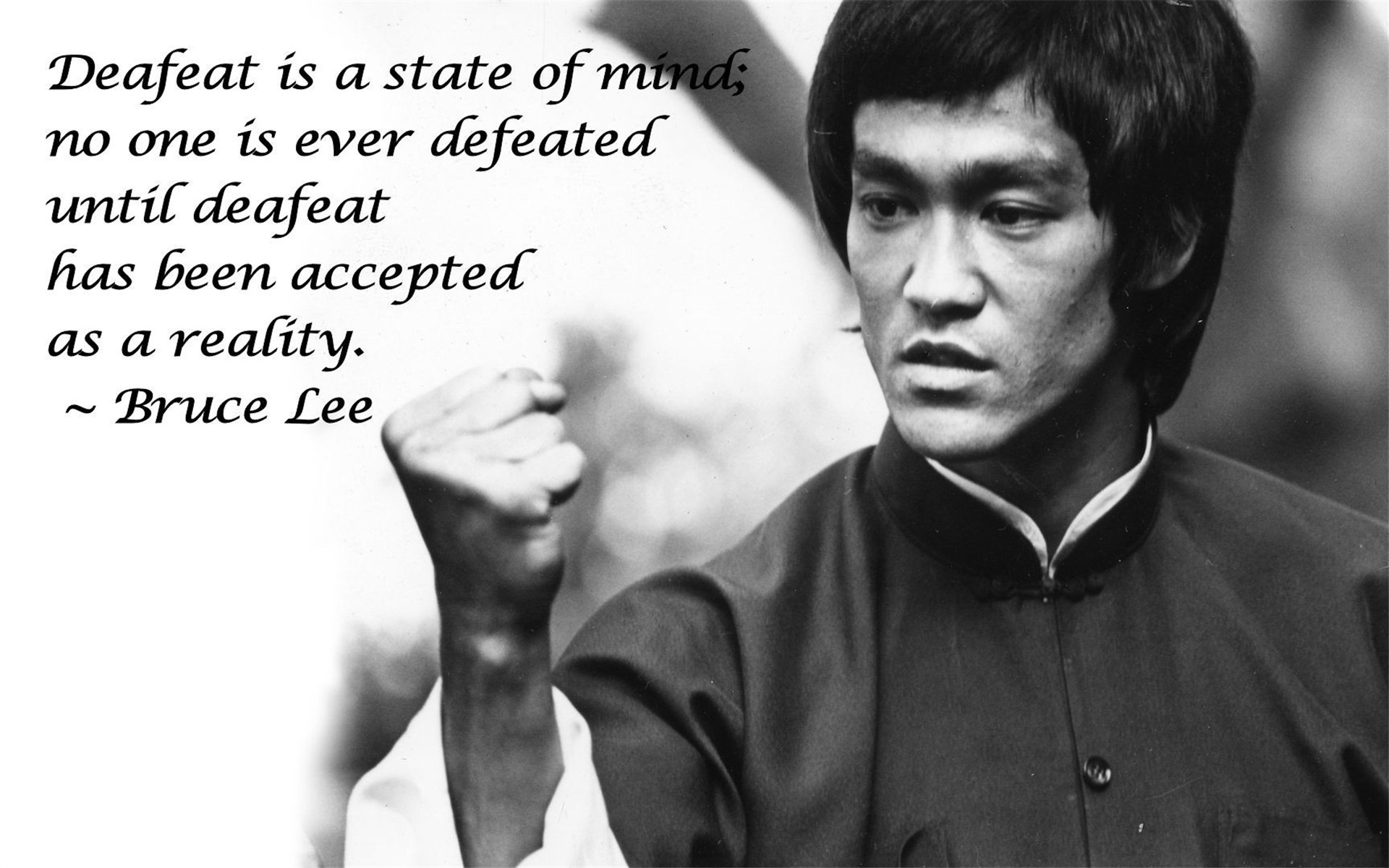 众人评价李小龙和成龙谁能打,李小龙实力对比甄子丹