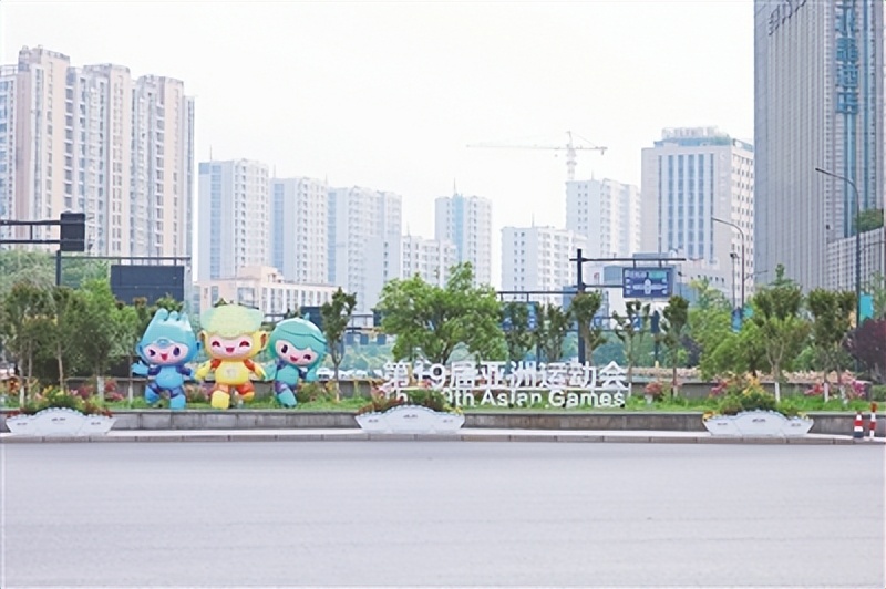 十年*途征**砥砺前行亚运门户再展风采——东站枢纽“以人民为中心”书写“时代答卷”