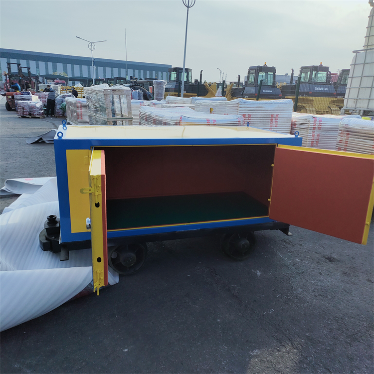 矿用有轨爆炸物品运输车,煤矿轨道爆破器材运输车吨位