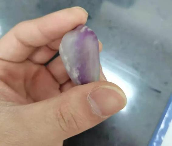 且末和田玉紫色,一坨和田玉