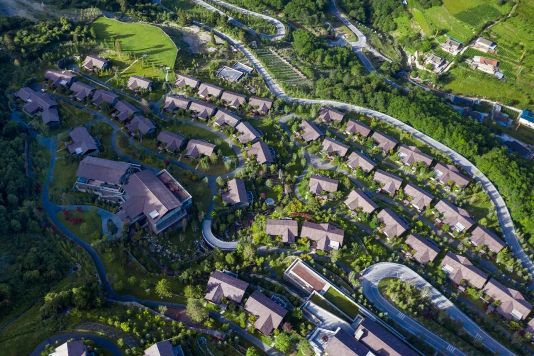 九寨沟丽思卡尔顿隐士度假酒店,全球第一百家丽思卡尔顿