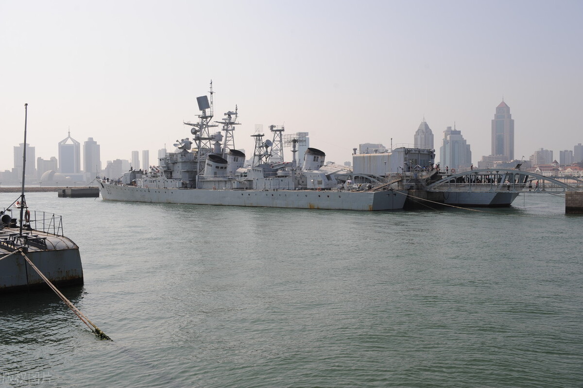 本科读航海专业有前途吗,航海类专业走士官有优势吗