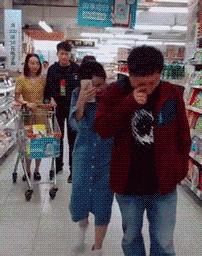 走路累了坐着歇一会,走累了坐下歇会怎么回事