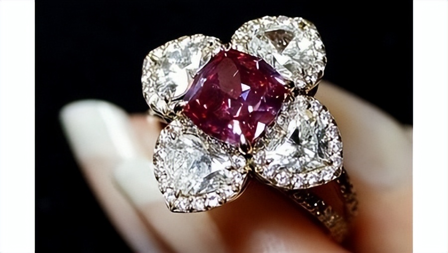 世界上最昂贵的戒指,盘点世界上最豪华的10枚戒指