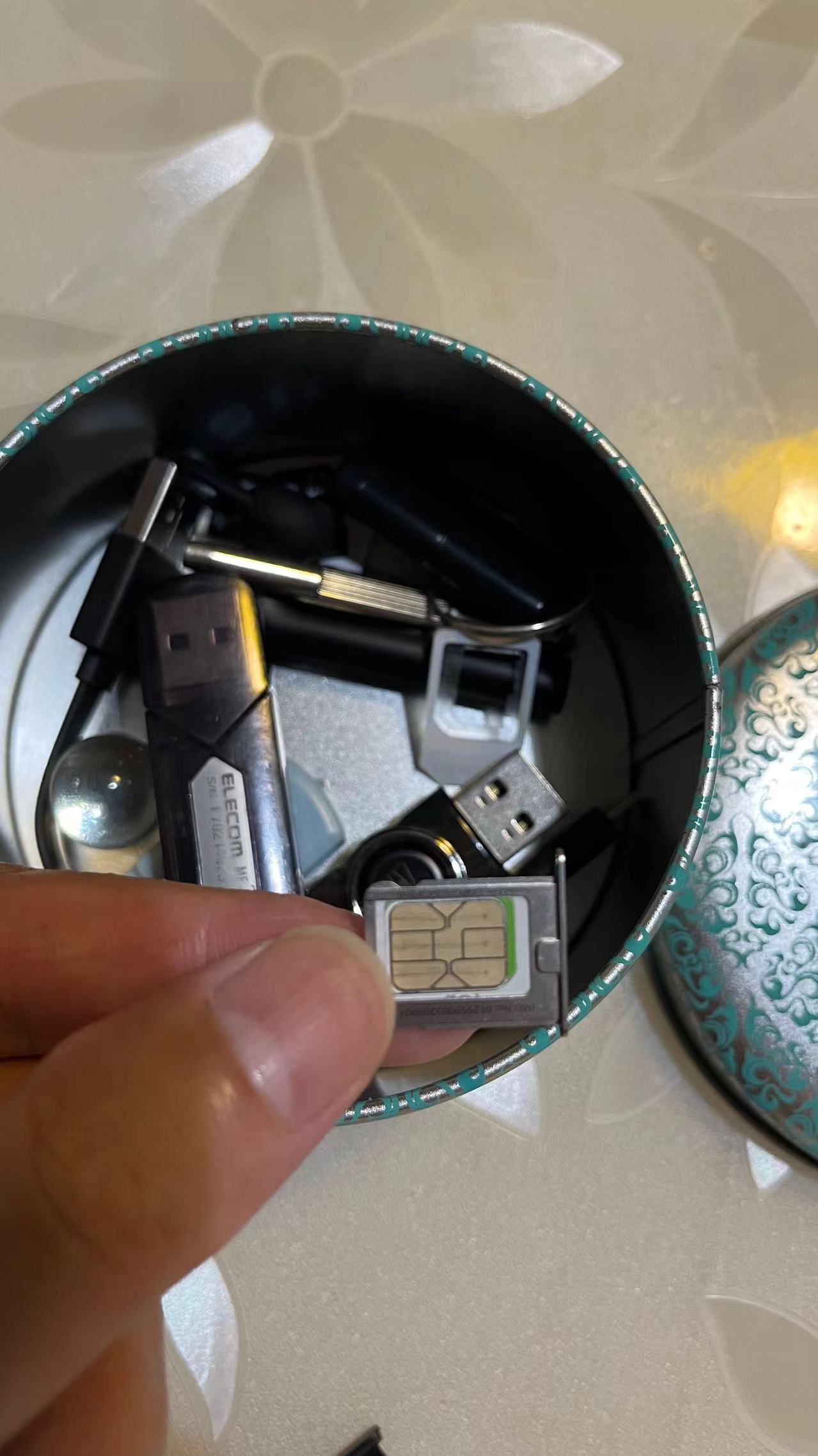 心血来潮，把玩把玩一代神机iPhone4