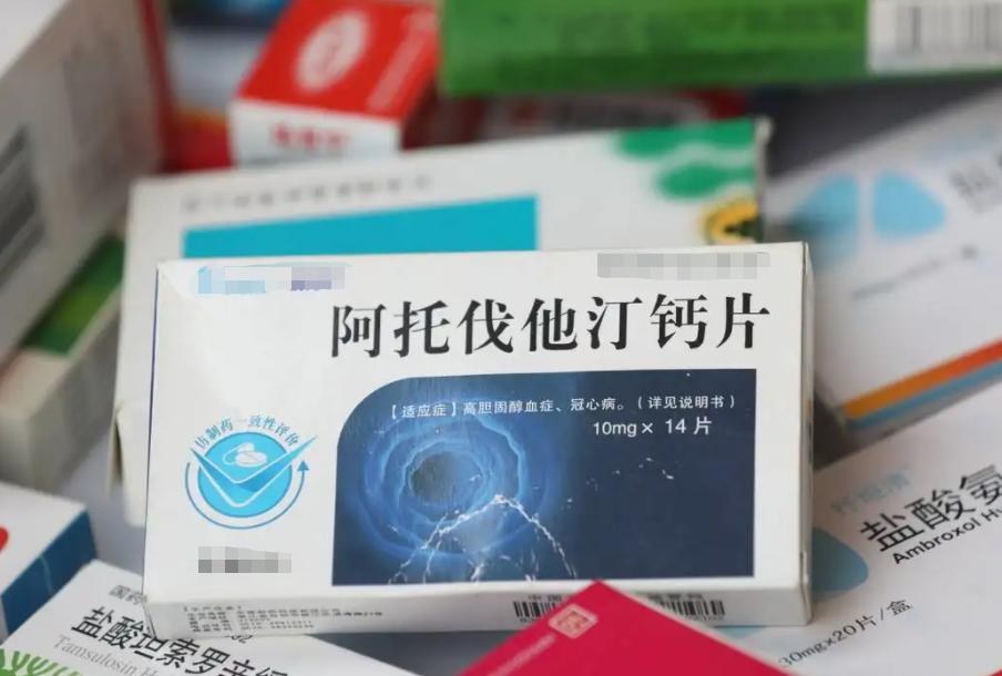 长期服用阿托伐他汀有什么危害,阿托伐他汀长期服用有什么后果