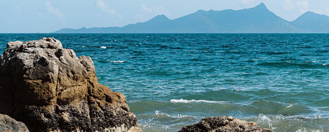 深圳玻璃海适合什么季节去,深圳适合藏玻璃海的地方