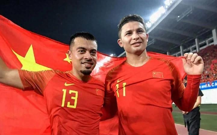 中国男足1-3不敌韩国,中国男足不敌亚洲冠军