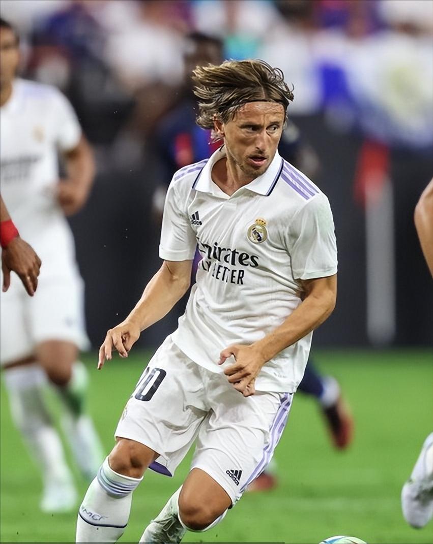 90年代世界足坛最佳阵容,最强80后足坛阵容