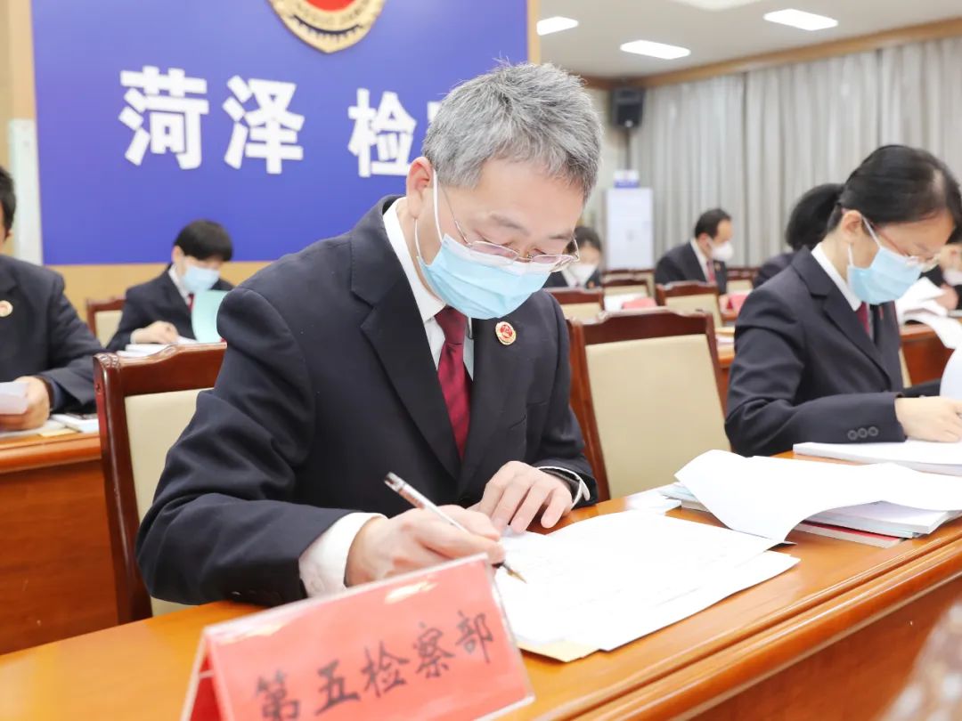 杩拌亴杩板粔鎶ュ憡涓嬫鍔姏鏂瑰悜,杩拌亴璇勮鏅掔瓟鍗峰妤壃甯嗗惎鏂扮▼