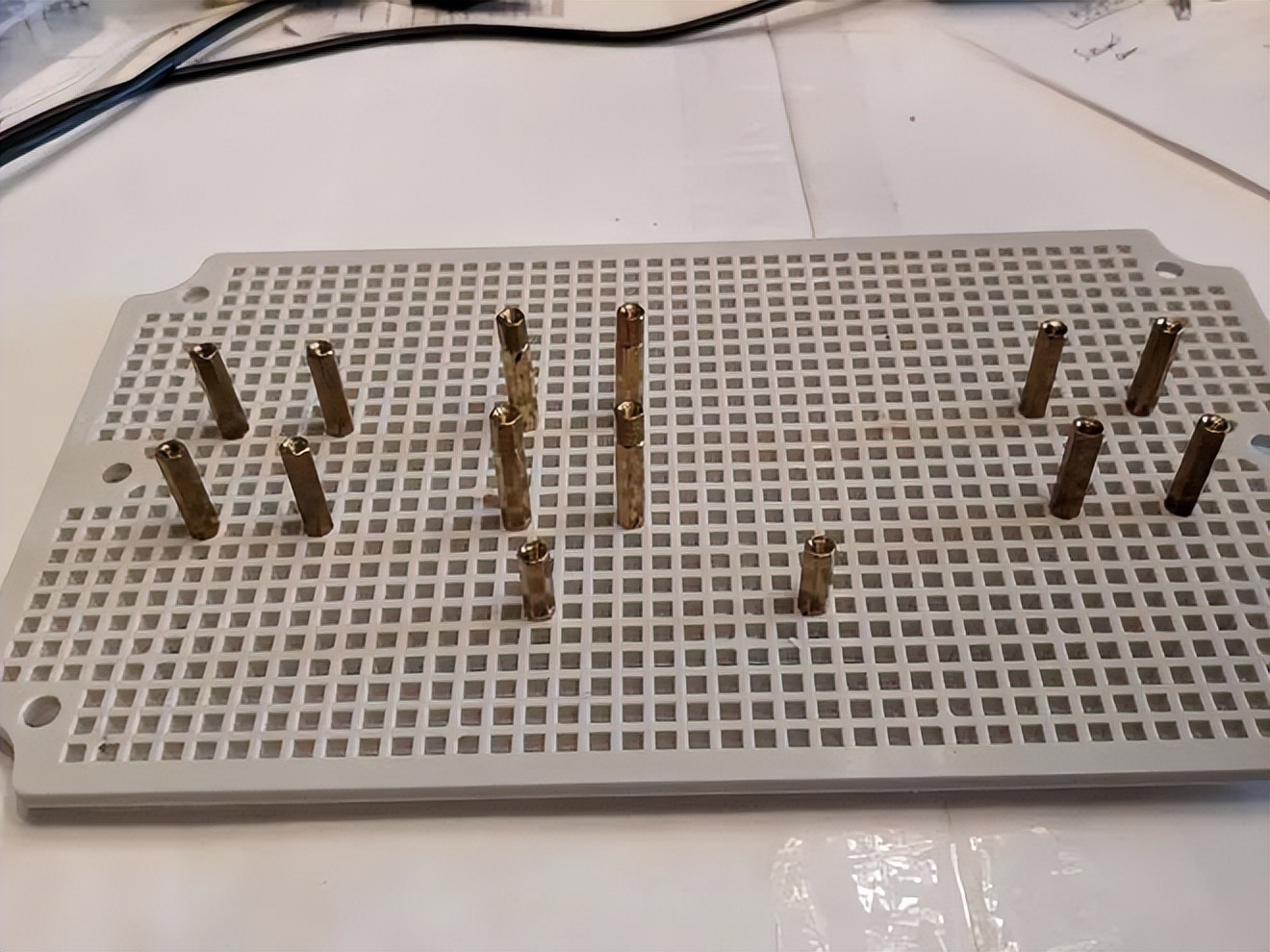 两部SDR接收器之间远程遥控切换天线和音频，解决多频点接收痛点