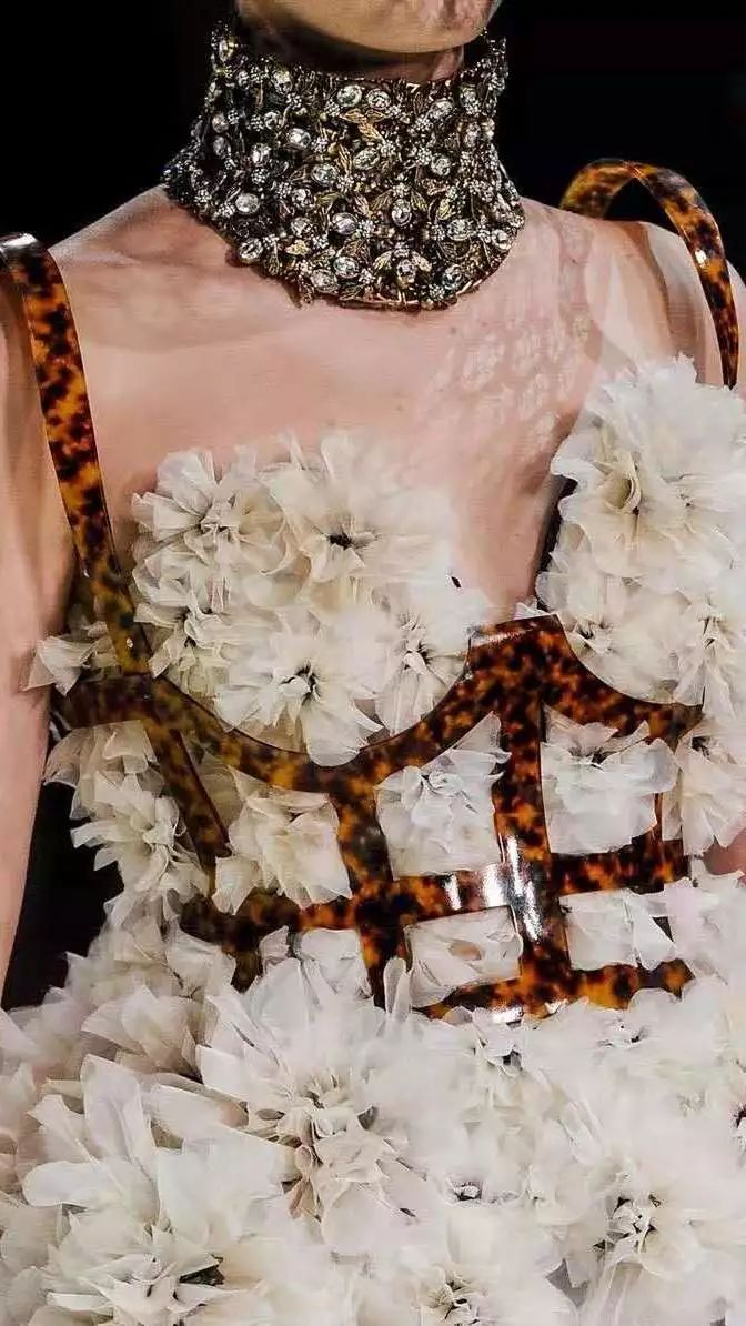 chanel涓彜鐜崇憗鎵嬮摼,chanel鐜崇憗