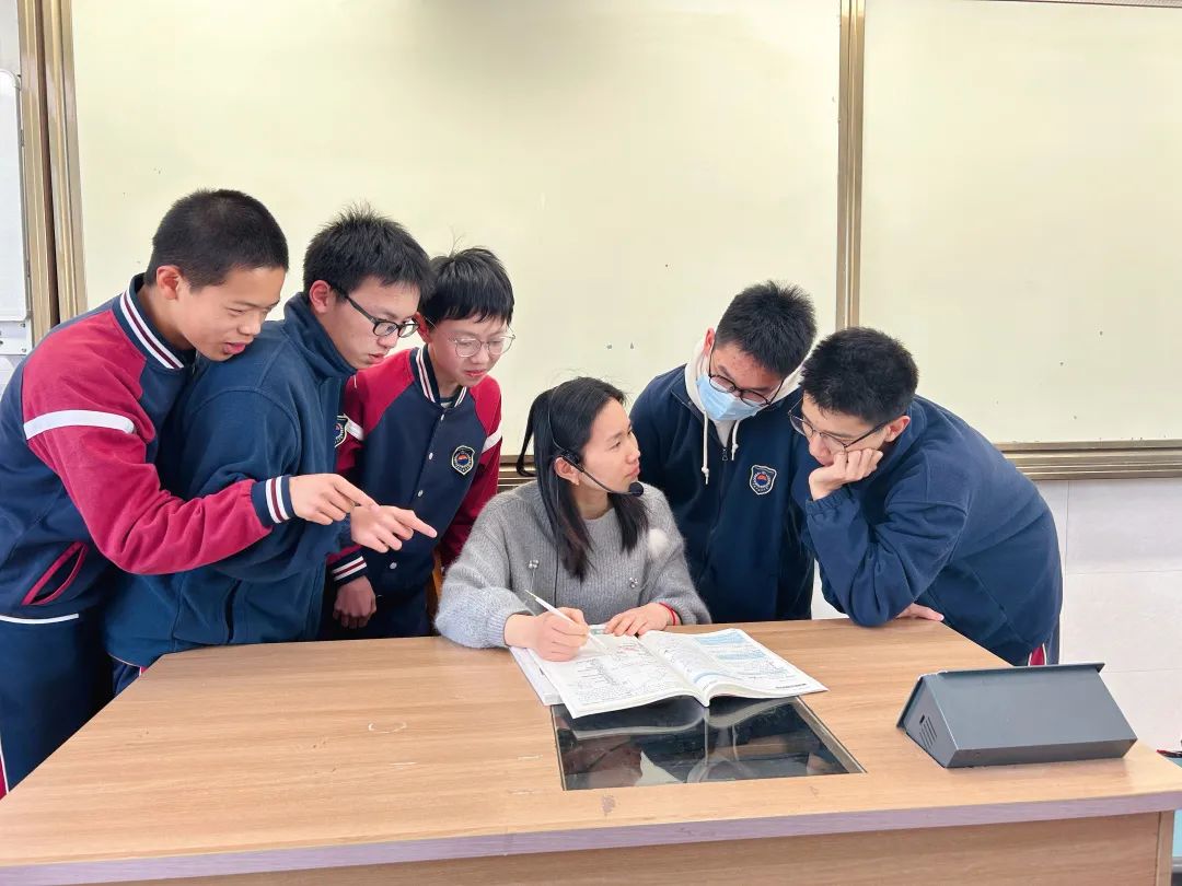 宁波曙光中学全体老师集体照,宁波曙光中学老师照片